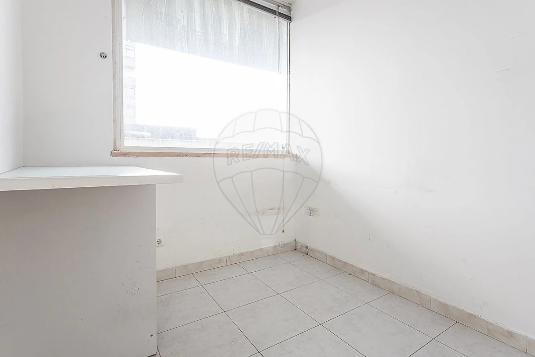 Loja para Venda em Alfragide Foto 8