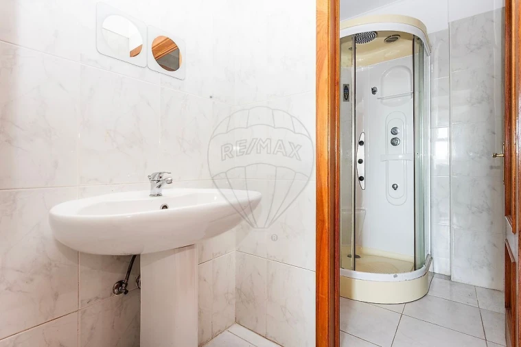 Loja para Venda em Alfragide Foto 20