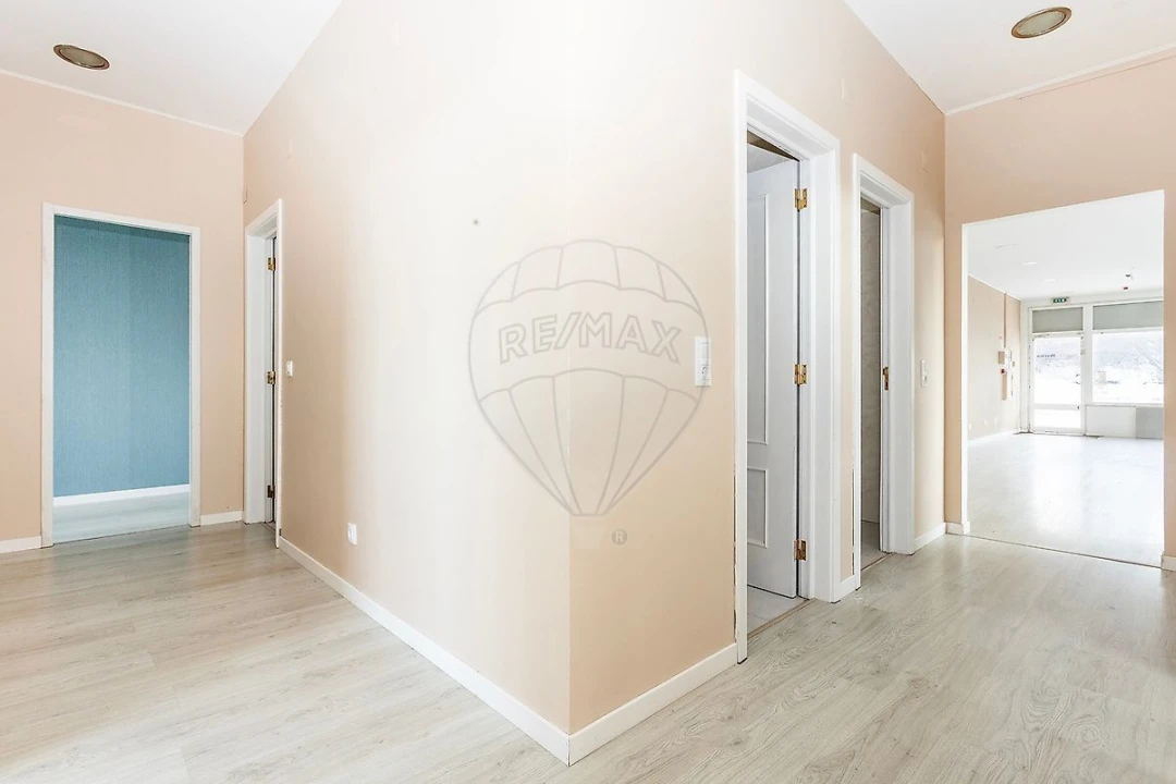 Loja para Venda em Alfragide Foto 21