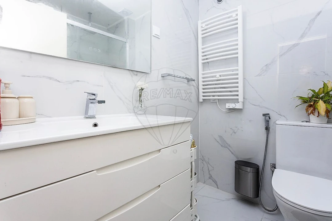 Apartamento T2 para Venda em Odivelas Foto 16