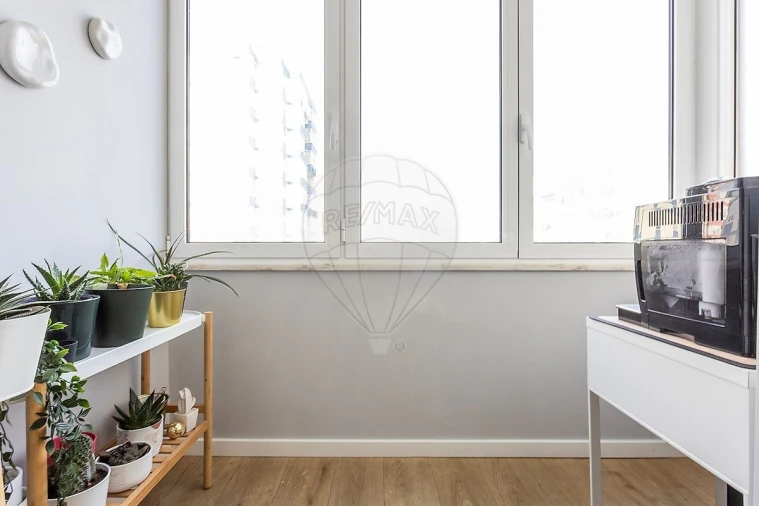 Apartamento T2 para Venda em Odivelas Foto 9