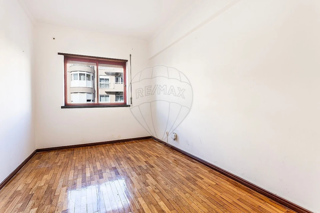 Apartamento T1 para Venda em Costa da Caparica Foto 13