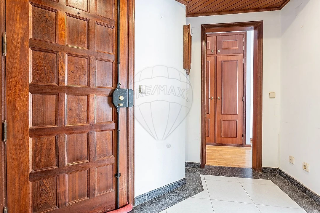 Apartamento T1 para Venda em Costa da Caparica Foto 10