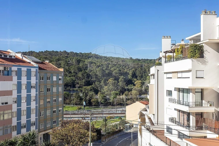Apartamento T1 para Venda em Campolide Foto 26