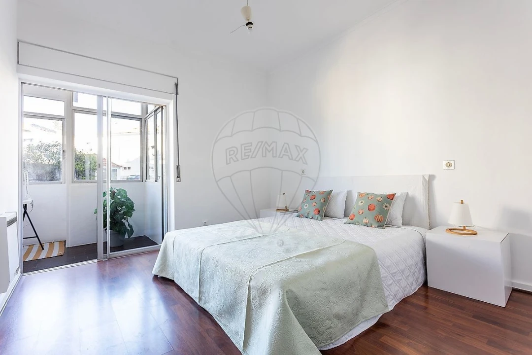 Apartamento T1 para Venda em Campolide Foto 14