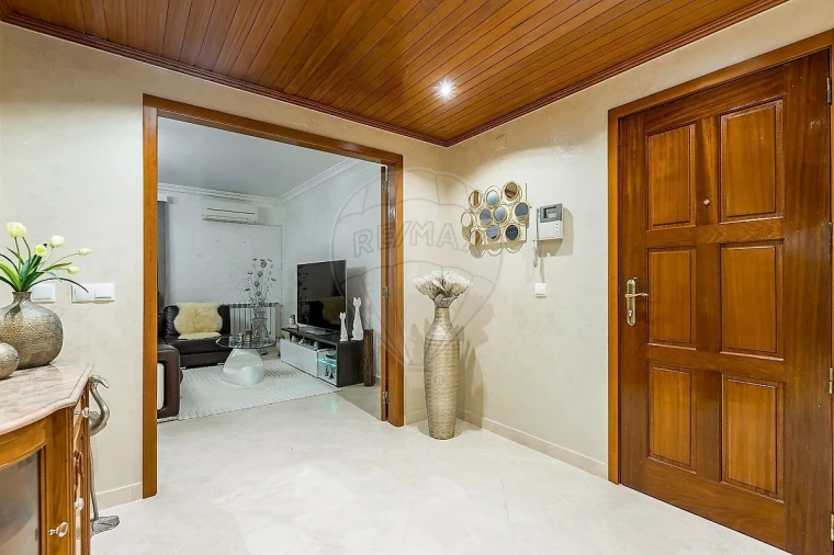 Apartamento T3 para Venda em São Francisco Foto 2