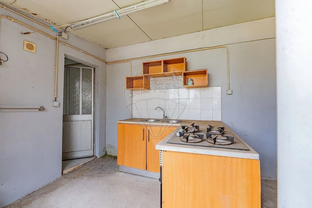 Moradia T3 para Venda em Vialonga Foto 31