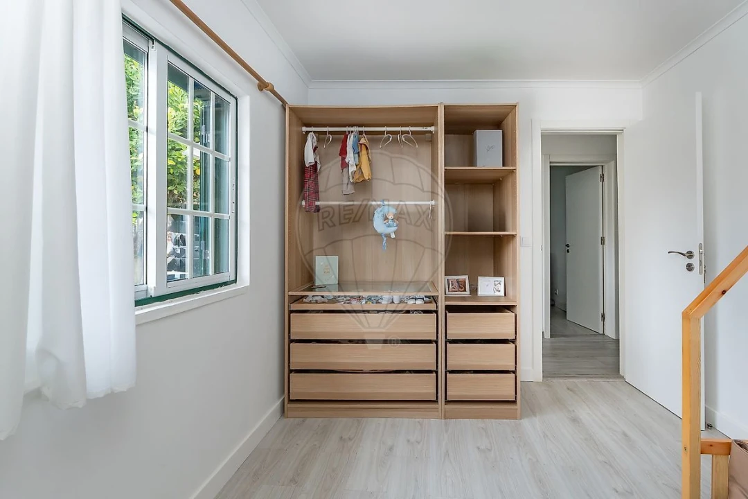 Moradia T3 para Venda em Vialonga Foto 10