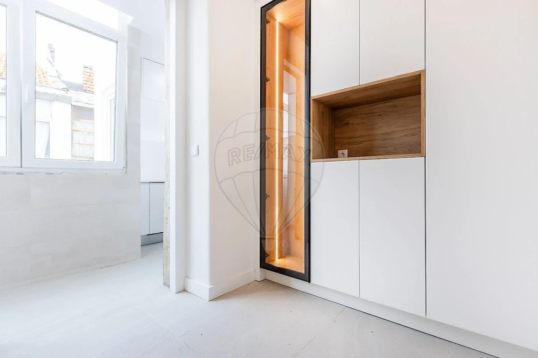 Apartamento T2 para Venda em São Vicente Foto 5