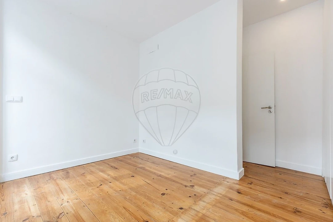 Apartamento T2 para Venda em São Vicente Foto 11