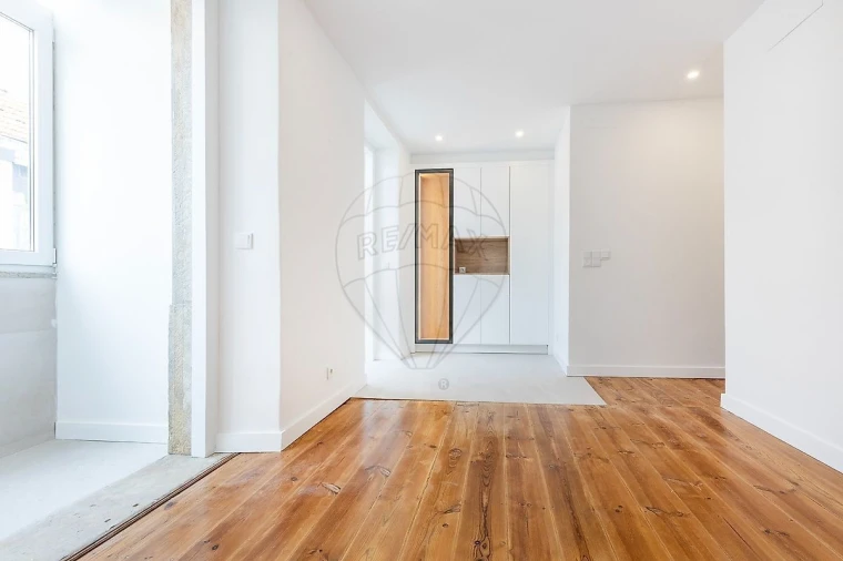 Apartamento T2 para Venda em São Vicente Foto 3