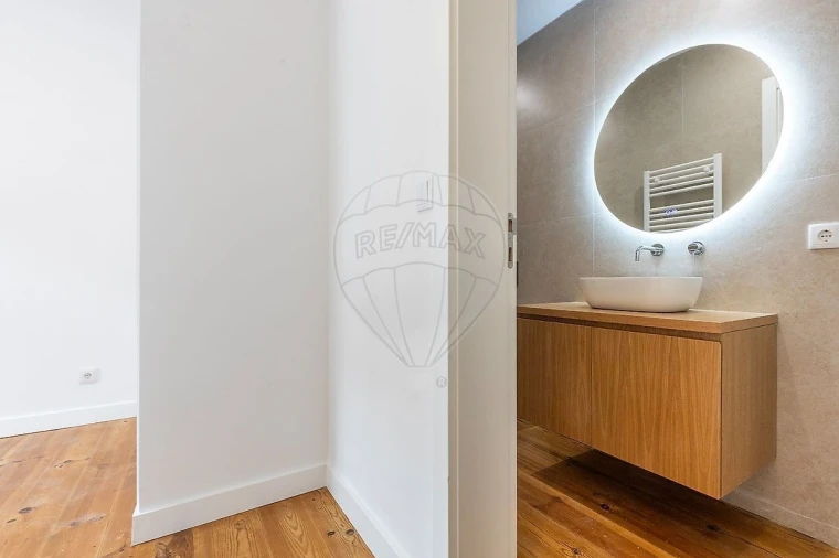 Apartamento T2 para Venda em São Vicente Foto 19