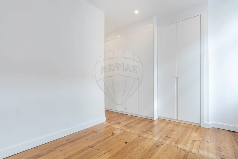 Apartamento T2 para Venda em São Vicente Foto 12