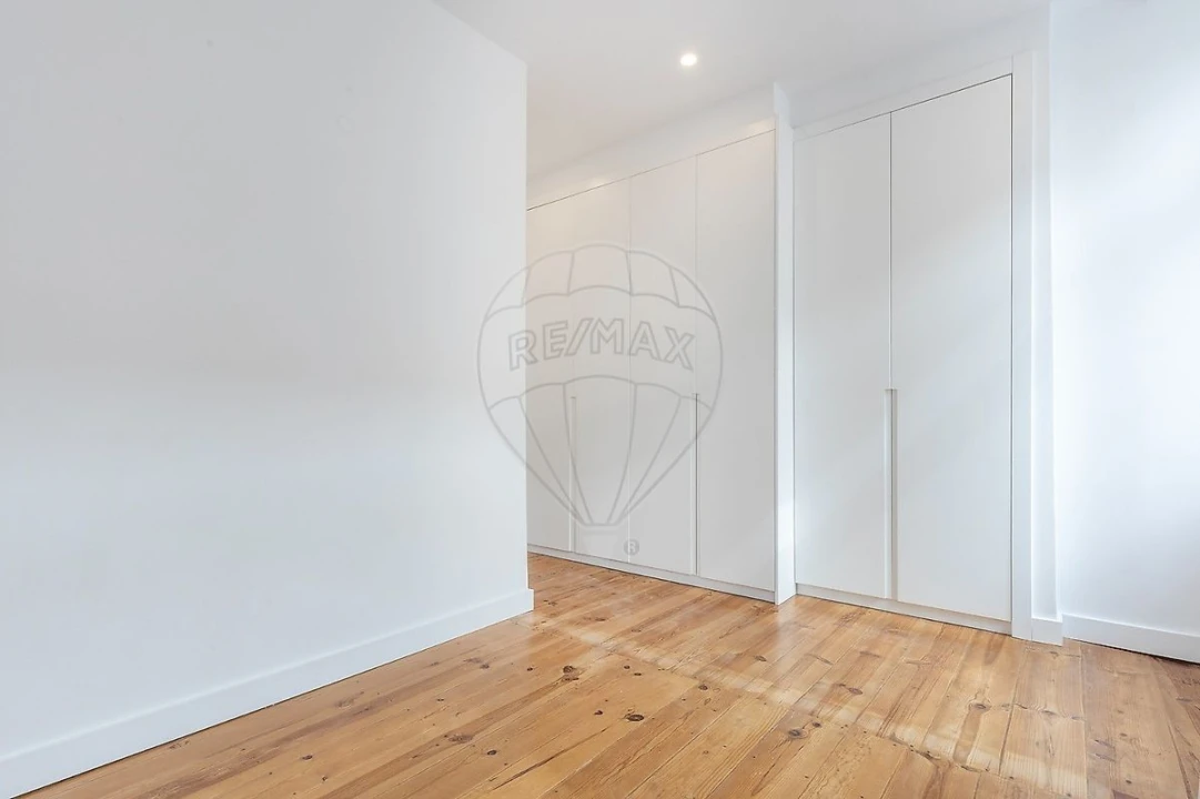 Apartamento T2 para Venda em São Vicente Foto 12