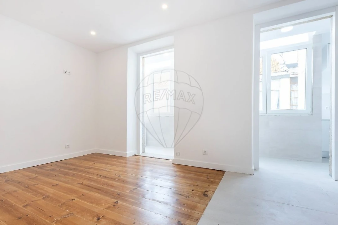 Apartamento T2 para Venda em São Vicente Foto 4