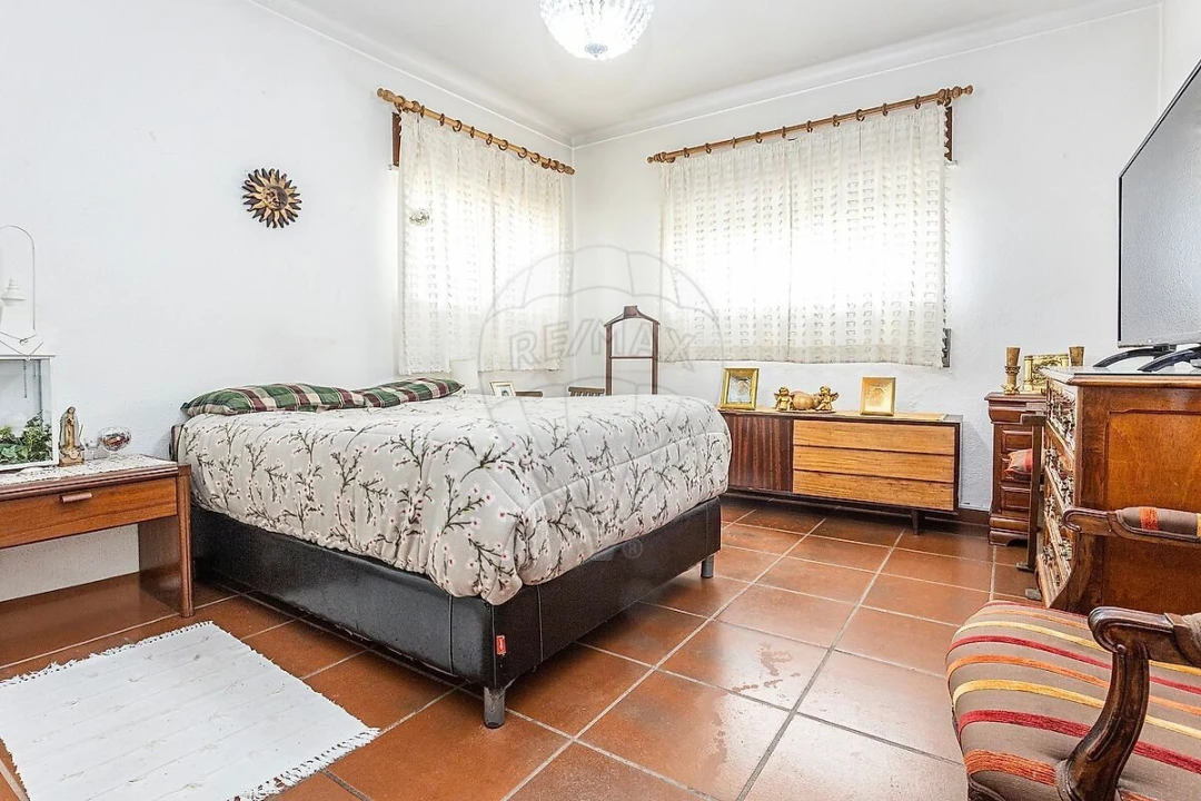 Moradia T5 para Venda em Quinta do Conde Foto 12
