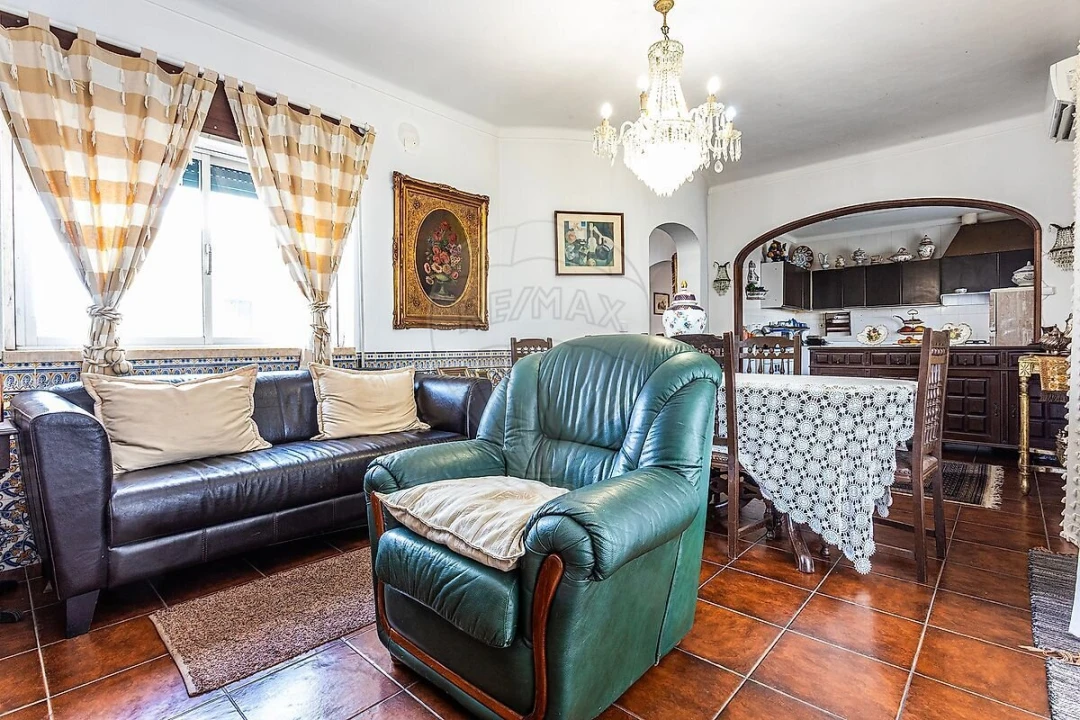 Moradia T5 para Venda em Quinta do Conde Foto 11