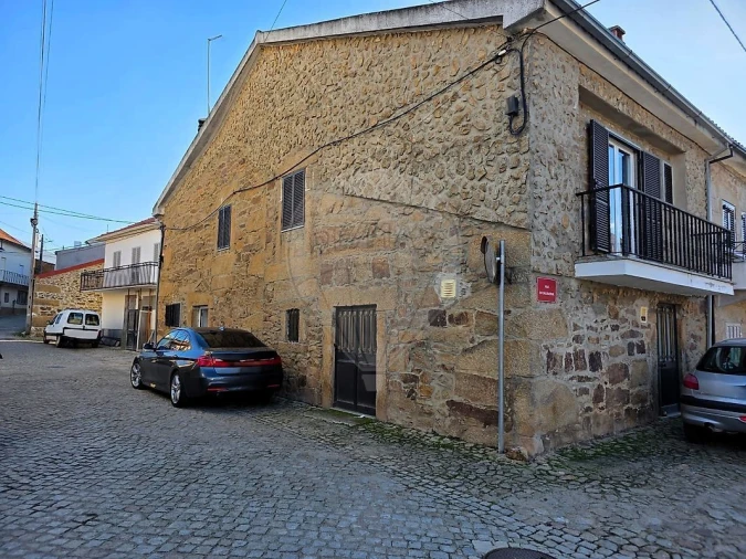 Moradia T4 para Venda em Souto Foto 33