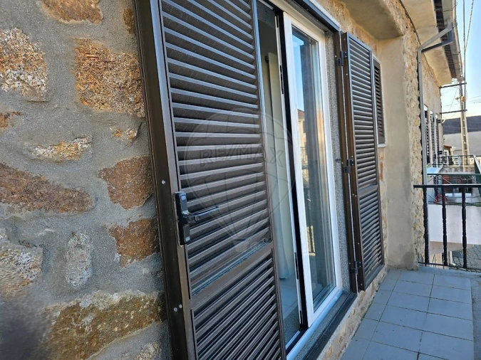 Moradia T4 para Venda em Souto Foto 18