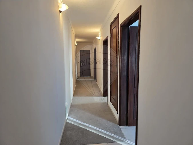 Moradia T4 para Venda em Souto Foto 26