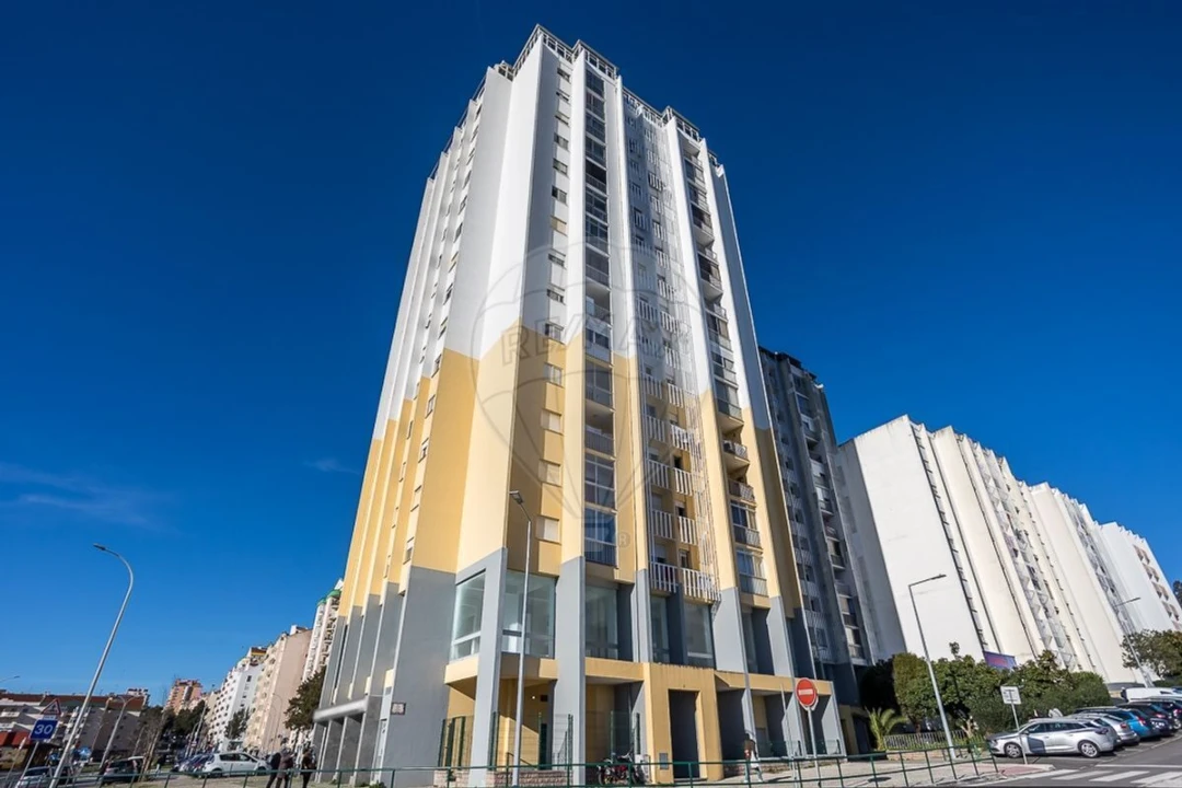 Loja para Arrendamento em Algueirão-Mem Martins Foto 19