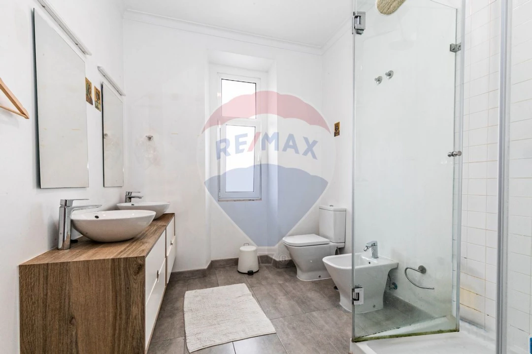 Apartamento T6 para Venda em Penha de França Foto 8