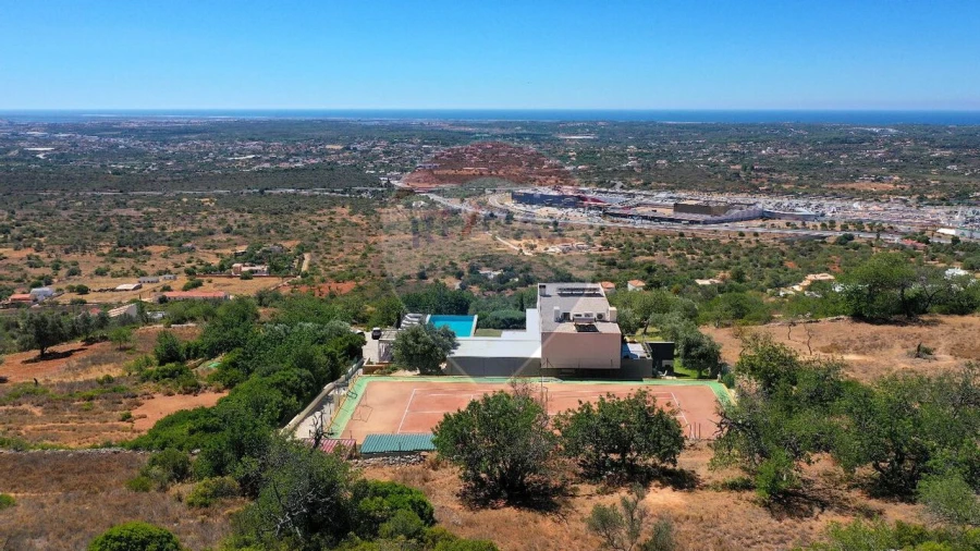 Quinta T4 para Venda em Santa Barbara de Nexe Foto 34