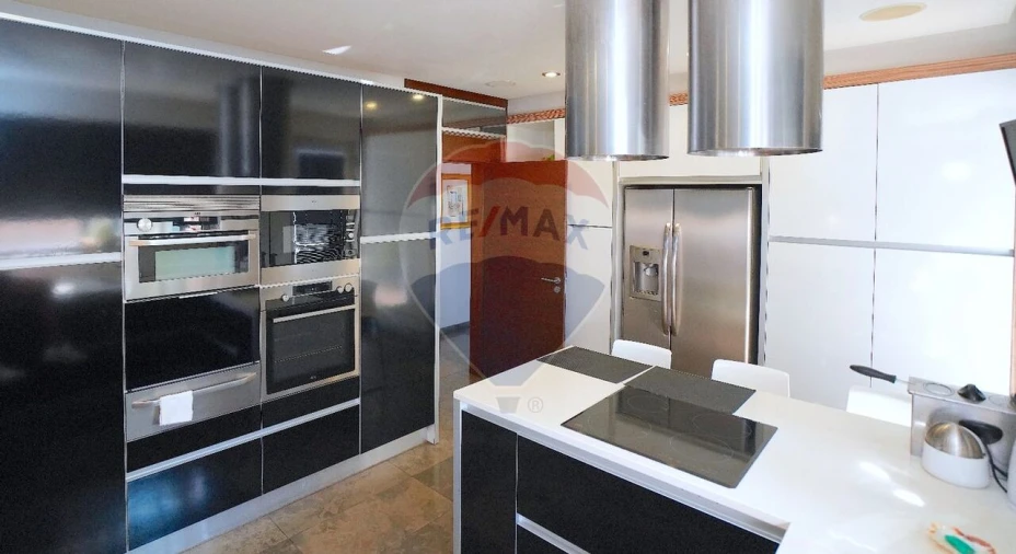 Quinta T4 para Venda em Santa Barbara de Nexe Foto 15