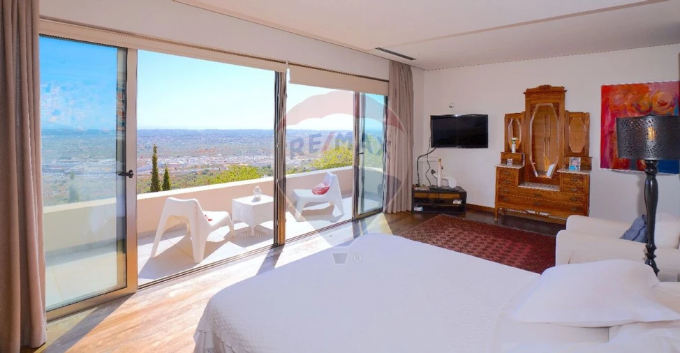 Quinta T4 para Venda em Santa Barbara de Nexe Foto 24