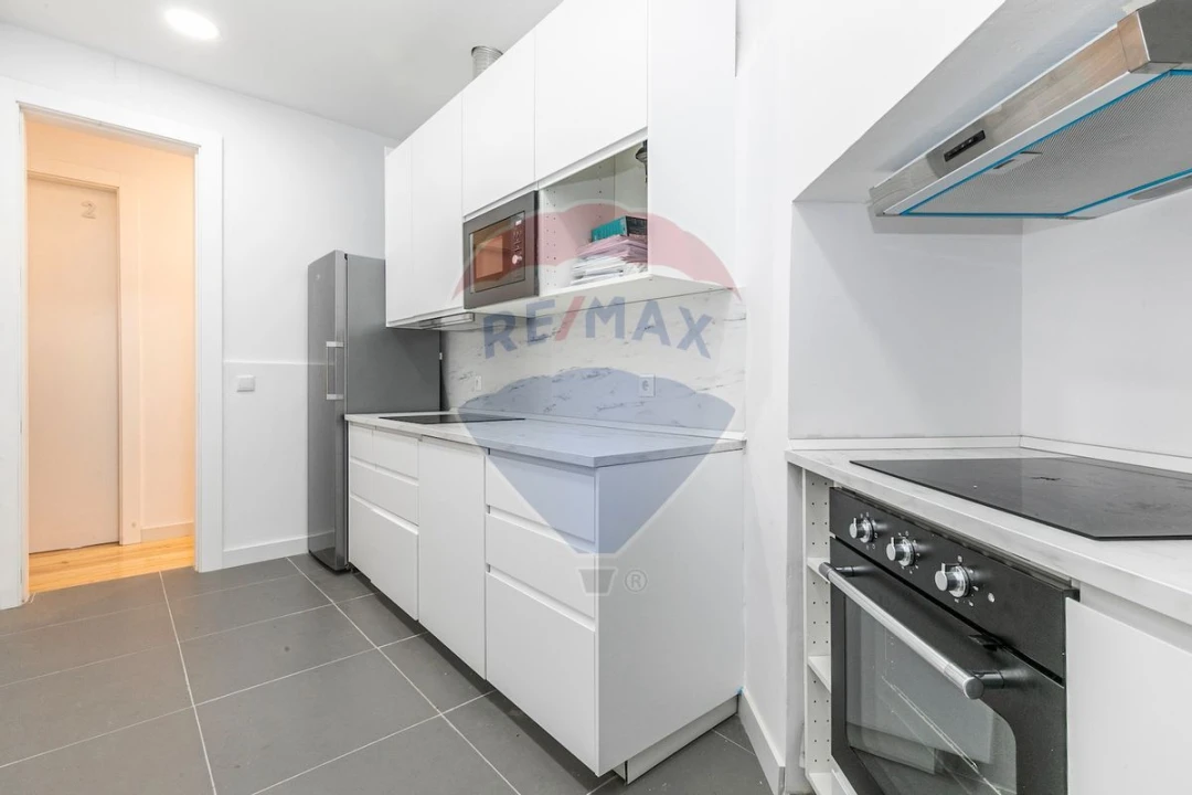 Apartamento T6 para Venda em Arroios Foto 15