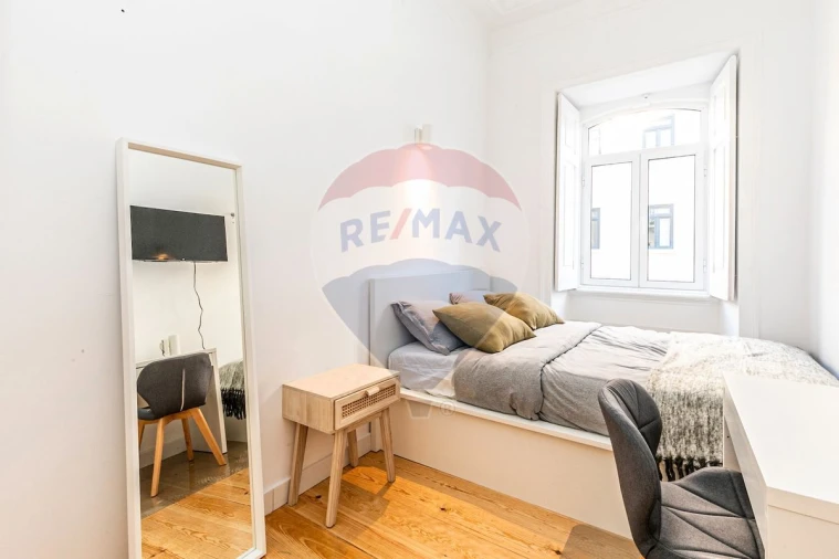 Apartamento T6 para Venda em Arroios Foto 12