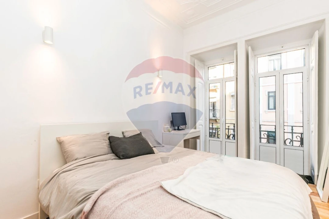 Apartamento T6 para Venda em Arroios Foto 8
