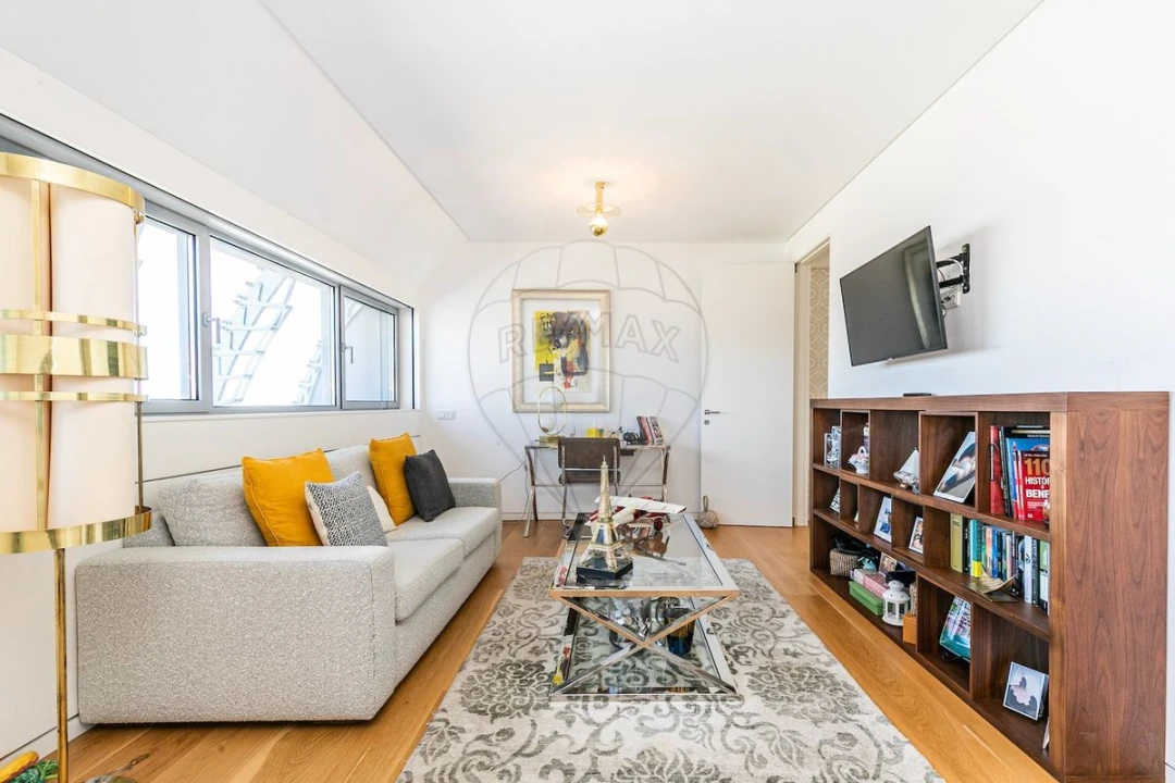 Apartamento T4 para Venda em Marvila Foto 21