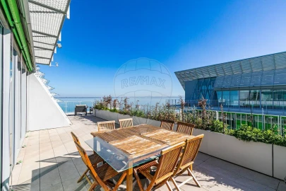 Apartamento T4 para Venda em Marvila