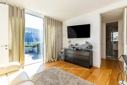 Apartamento T4 para Venda em Marvila