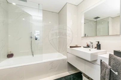 Apartamento T4 para Venda em Marvila