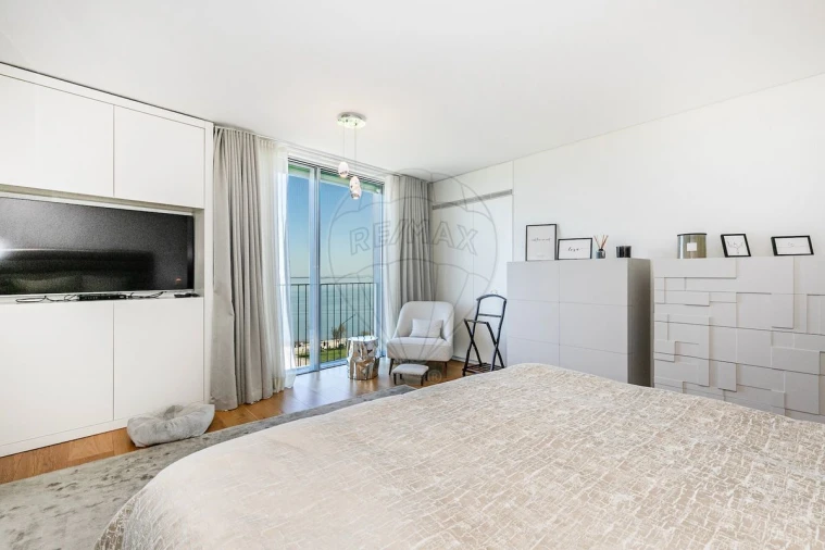 Apartamento T4 para Venda em Marvila Foto 16