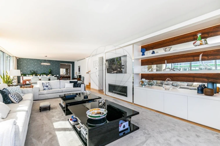 Apartamento T4 para Venda em Marvila Foto 6