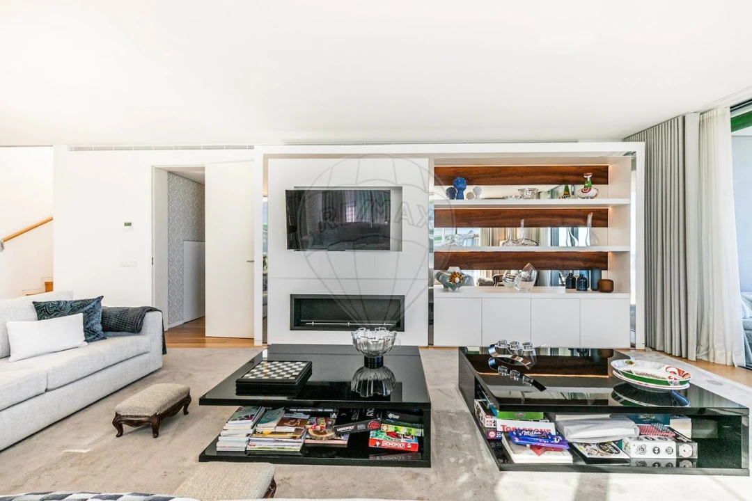Apartamento T4 para Venda em Marvila Foto 4