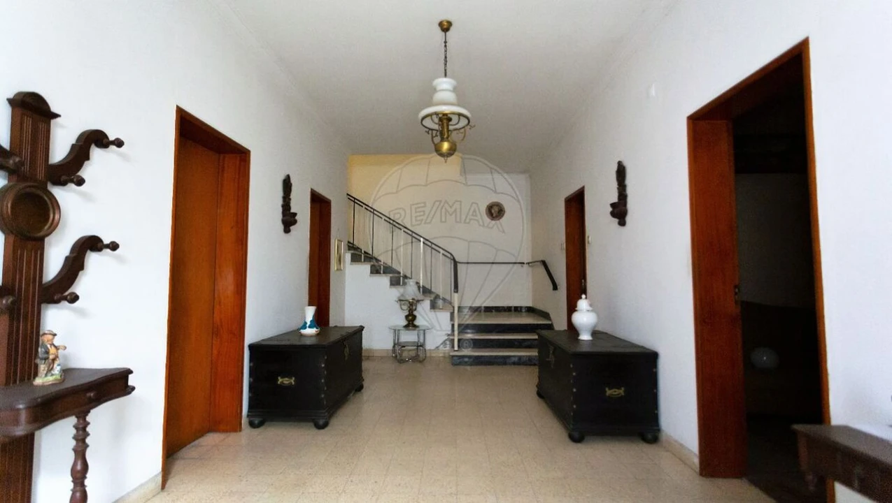 Moradia T7 para Venda em Alpiarça Foto 4