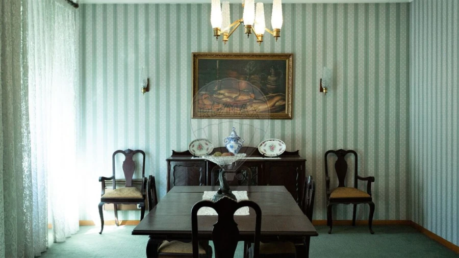 Moradia T7 para Venda em Alpiarça Foto 3