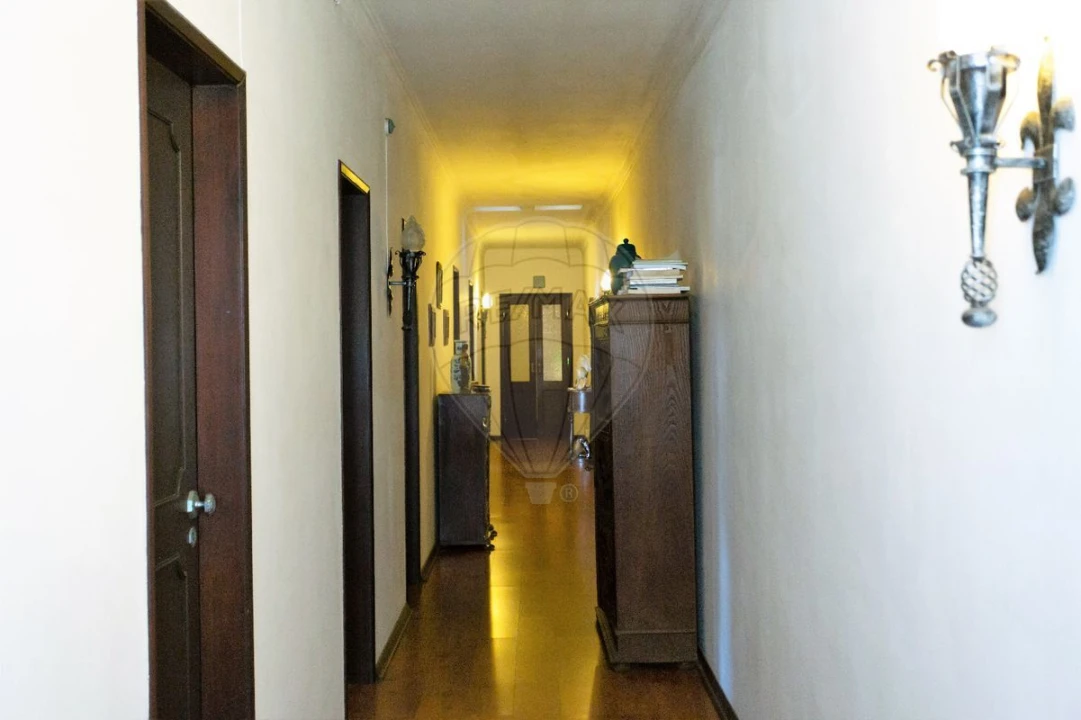 Moradia T7 para Venda em Alpiarça Foto 6