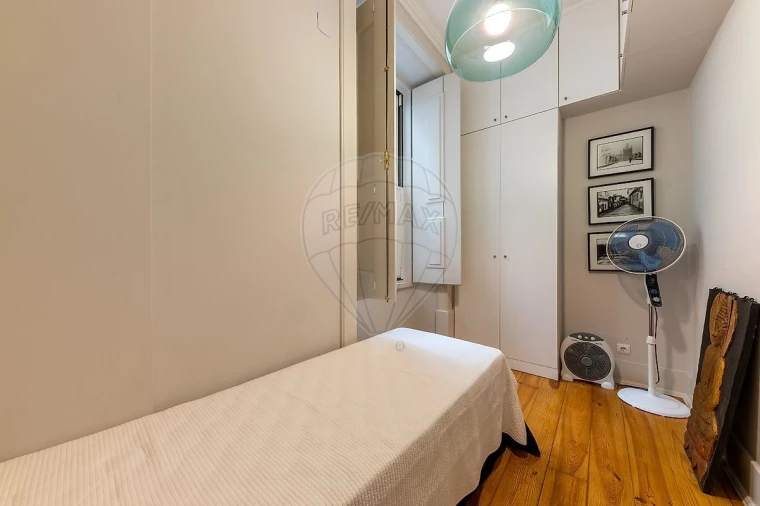 Apartamento T4 para Venda em Misericórdia Foto 23