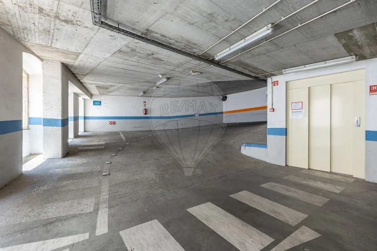 Apartamento T4 para Venda em Misericórdia Foto 38