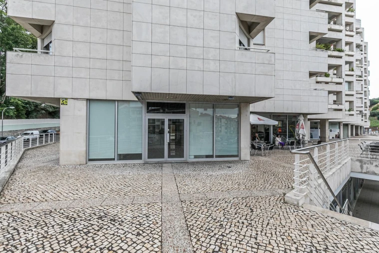 Escritório para Venda em Alvalade Foto 2