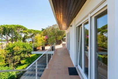 Moradia T6 para Venda em Belém