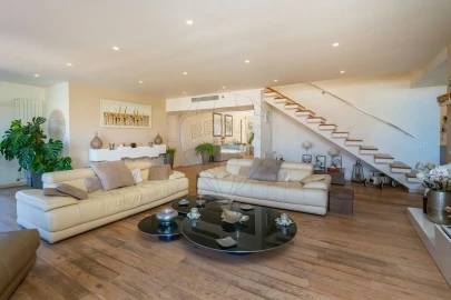 Moradia T6 para Venda em Belém