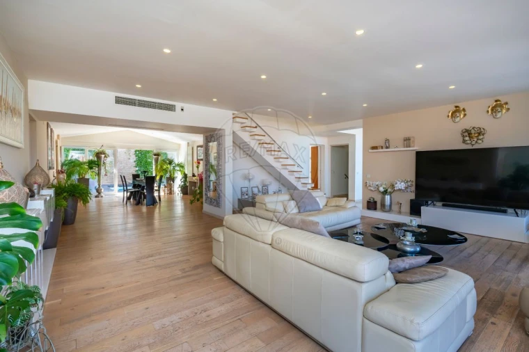 Moradia T6 para Venda em Belém Foto 3