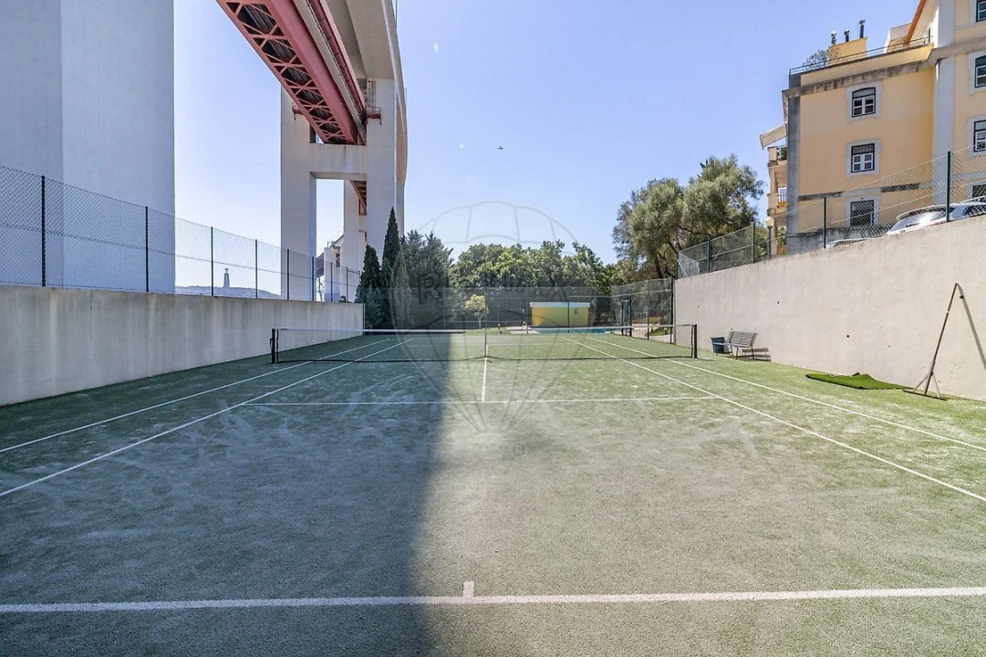 Apartamento T2 para Venda em Alcantara Foto 46