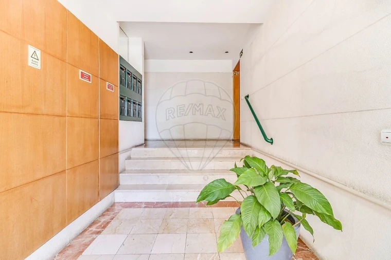 Apartamento T2 para Venda em Alcantara Foto 35